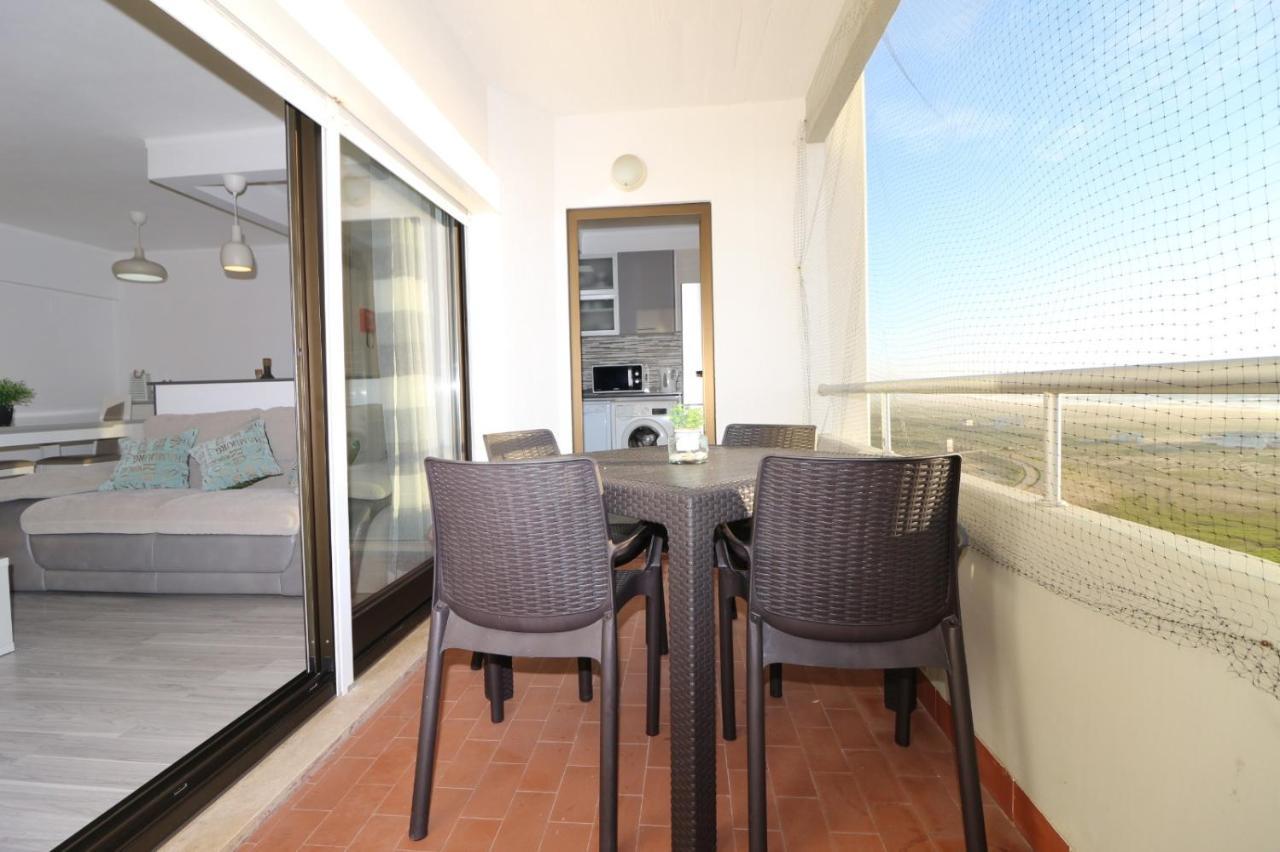 Tonay Sol 7D Apartment บัวร์คูส ภายนอก รูปภาพ